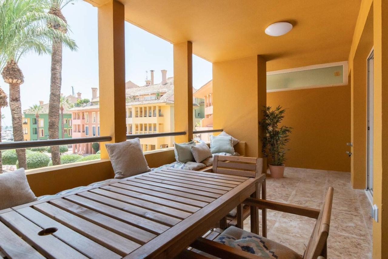 شقة Puerto Sotogrande Con Vistas Al Mar المظهر الخارجي الصورة